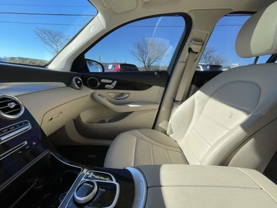 2017 Mercedes-Benz GLC 300