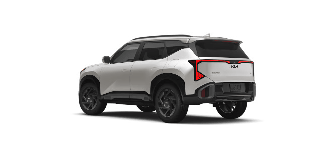 2027 Kia Seltos rear three-quarter view