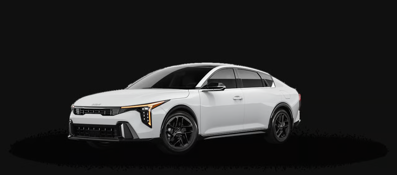 White Kia K4