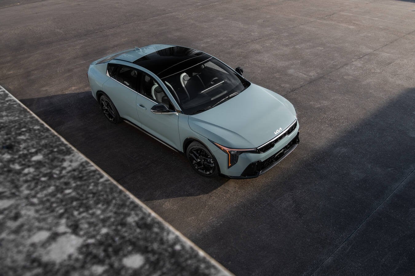 Top-down view of the Kia K4 design
